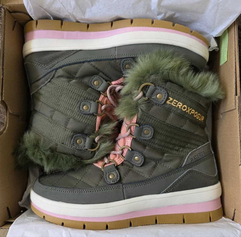 ZeroXposur Women's Montana Short Waterproof Snow Boots, Lichen Green Pink 7.5